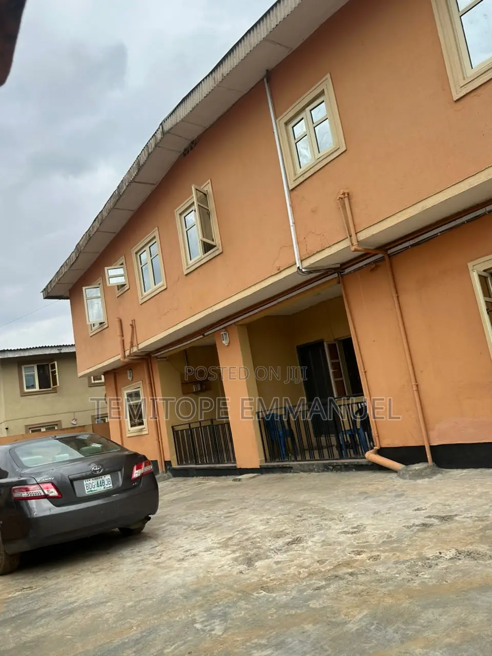 Furnished 11bdrm Block of Flats in Dopemu for sale