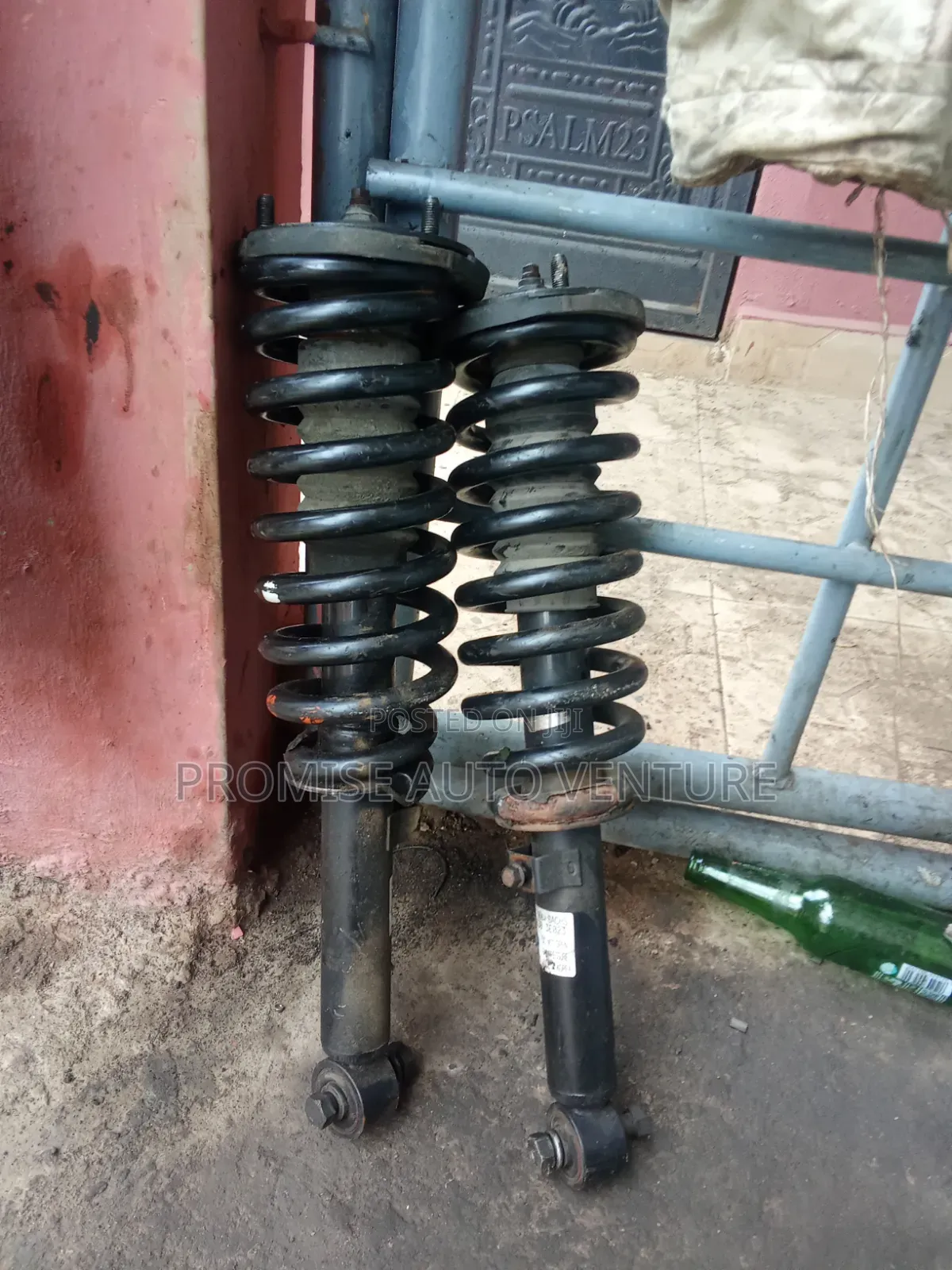 Front Shock Kia Sorento 2005