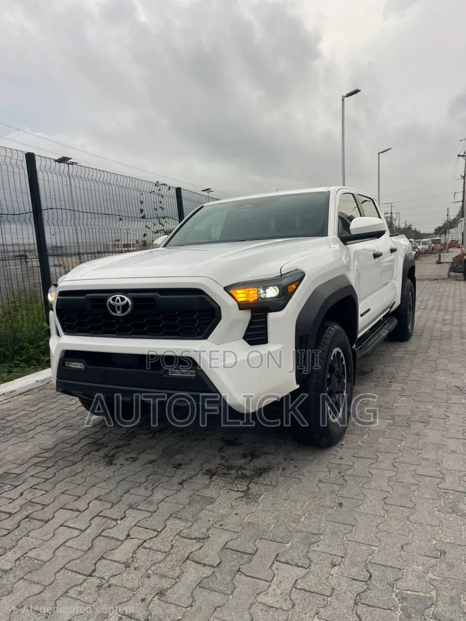 Toyota Tacoma 2024 White