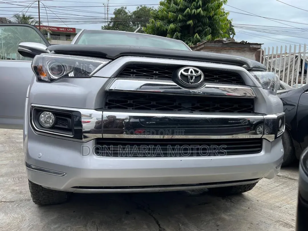 Toyota 4-Runner 2015 Silver
