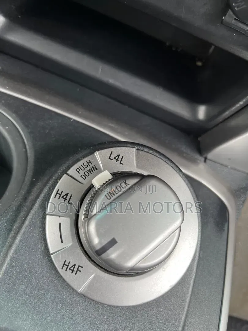 Toyota 4-Runner 2015 Silver