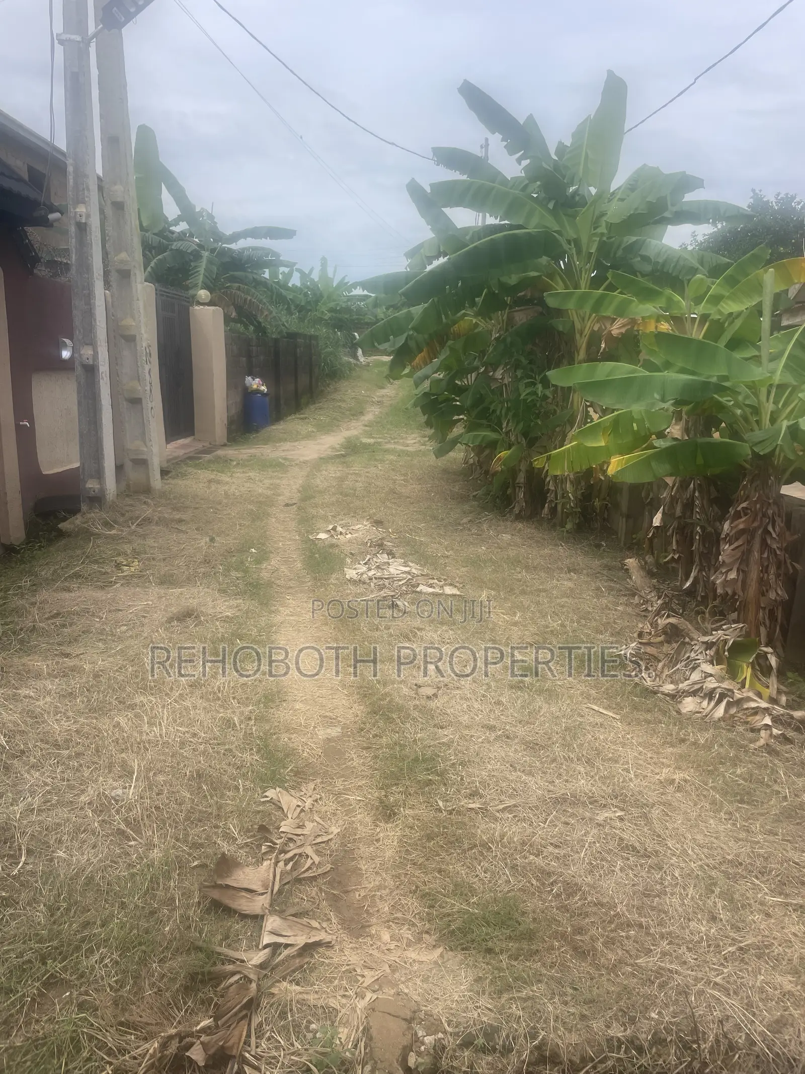3bdrm Bungalow in Alawo, Akala Express for sale