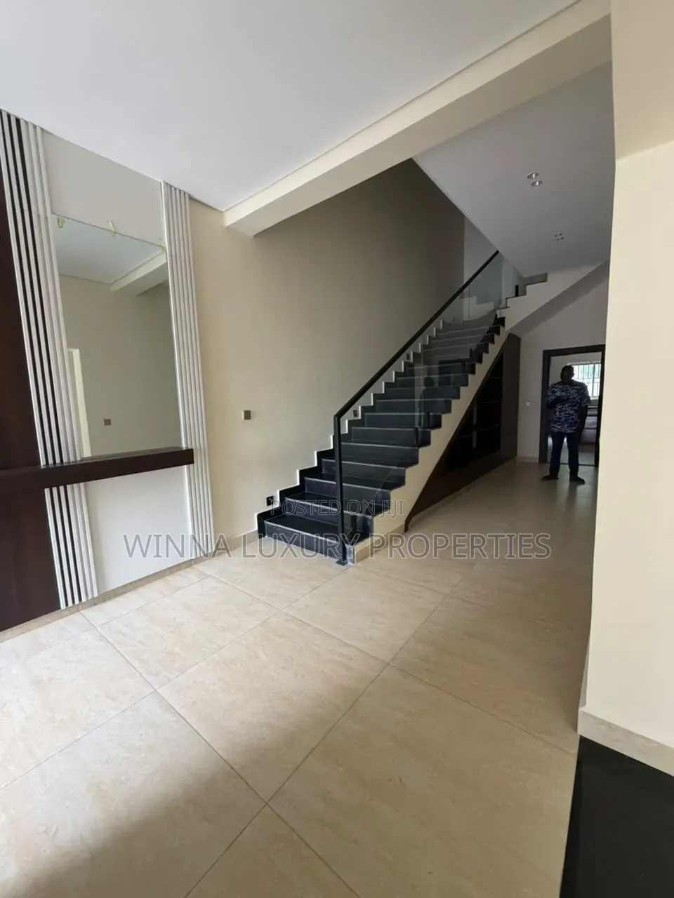 6bdrm Townhouse/Terrace in Katampe Extension for sale