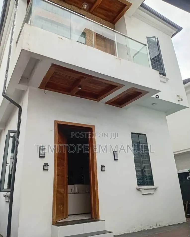 Furnished 4bdrm Duplex in Thomas Estate for rent
