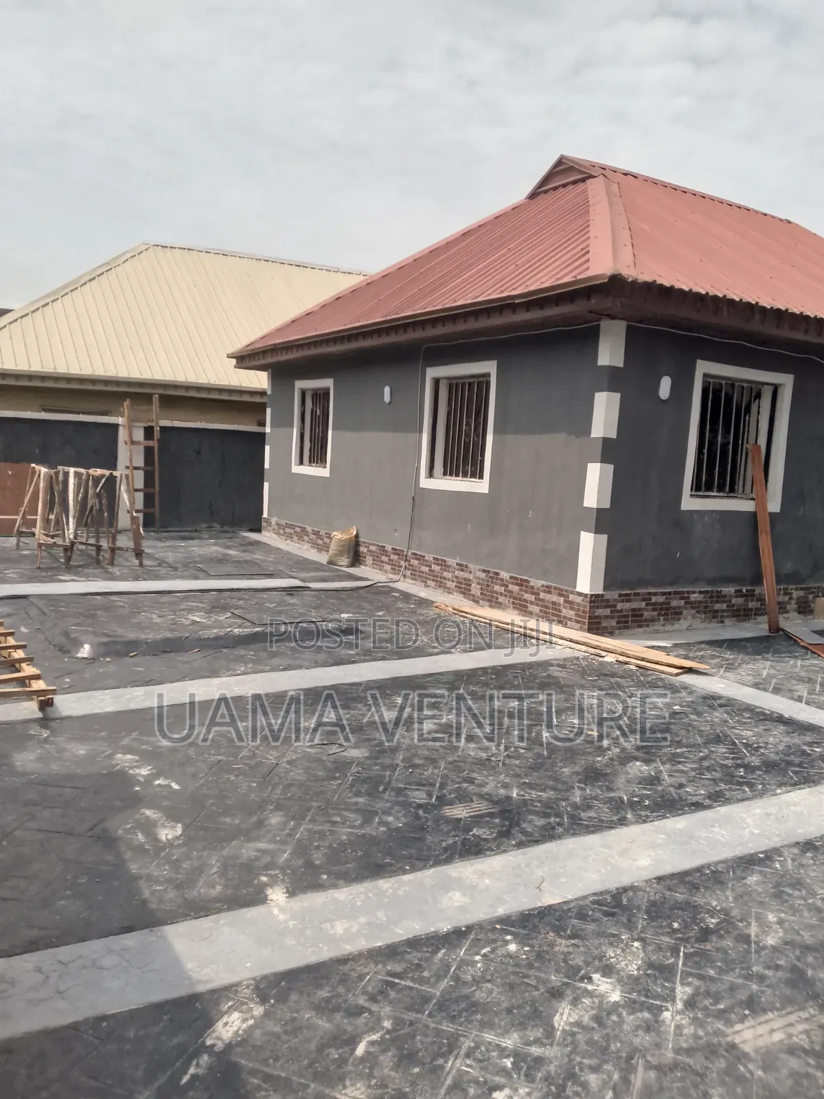 Mini Flat in Aiyeteju for rent