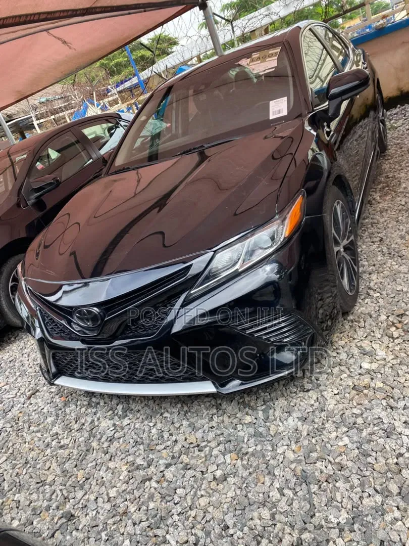 Toyota Camry 2018 Black