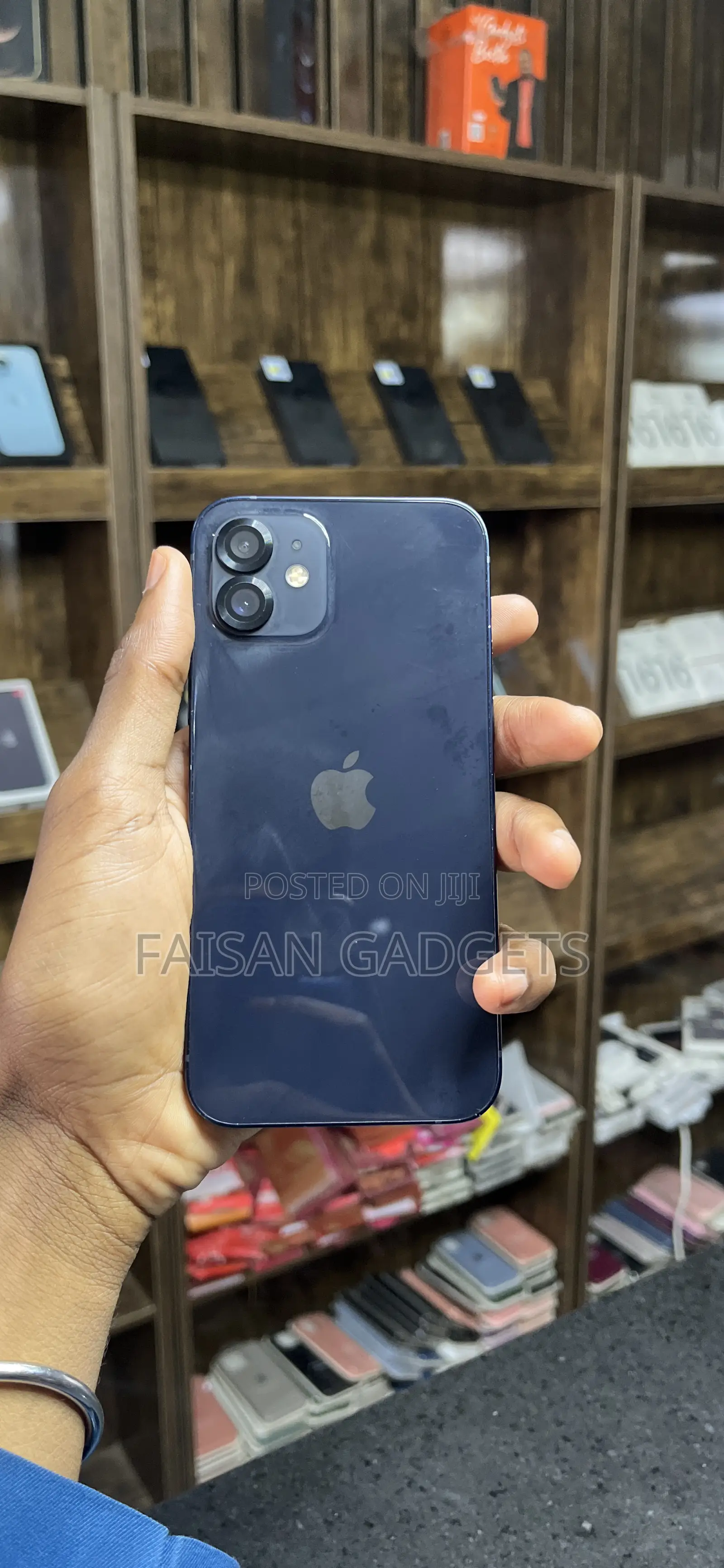 Apple iPhone 12 64 GB Black