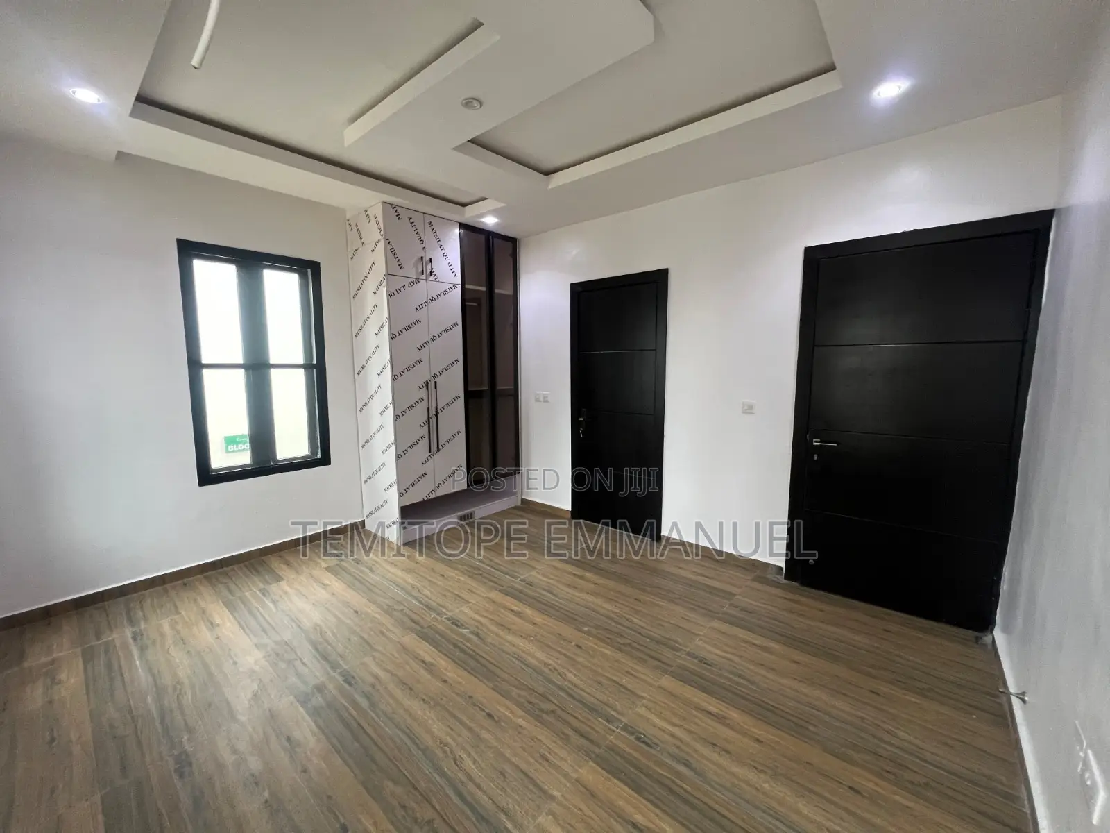 Furnished 20bdrm Block of Flats in Lekki Phase 1 for rent