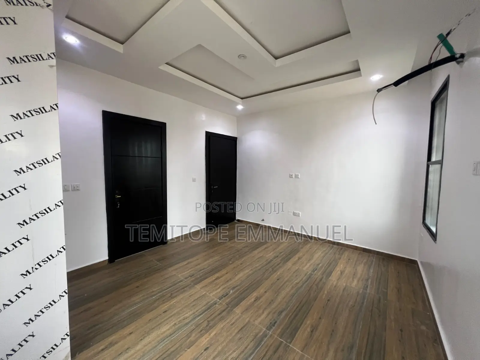 Furnished 20bdrm Block of Flats in Lekki Phase 1 for rent