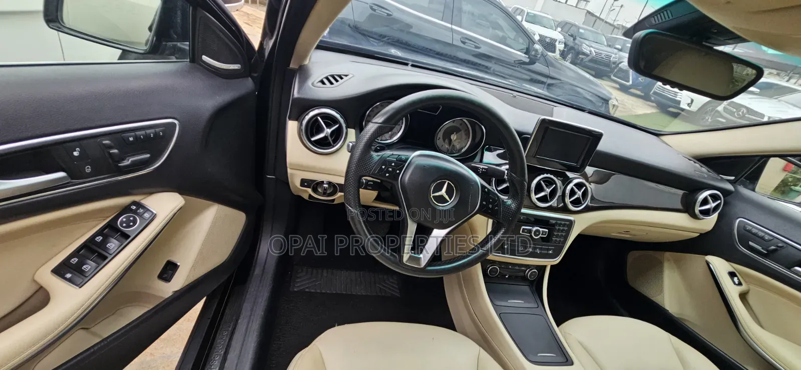 Mercedes-Benz GLA 250 2015 Black