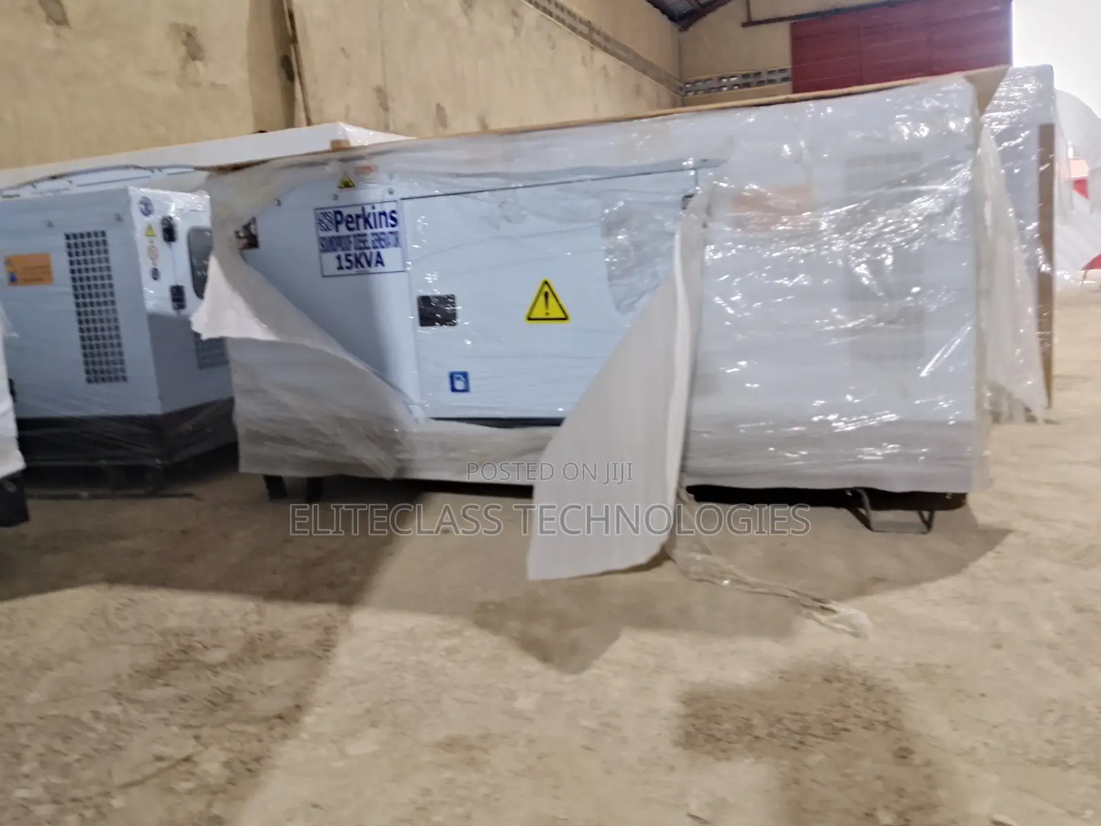 New 15kVA Soundproof Diesel Generator Set