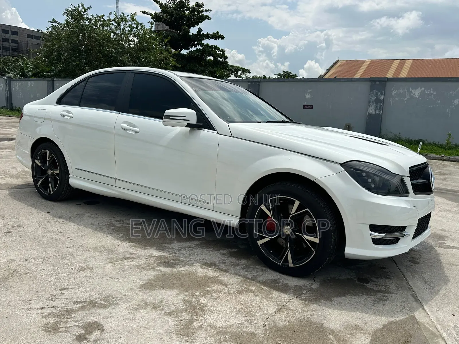 Mercedes-Benz C300 Sport 4Matic Sedan AWD (3.0L 6cyl 7A) 2010 White