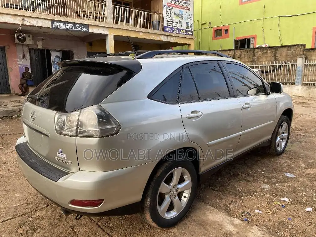 Lexus RX 330 2005 Gold
