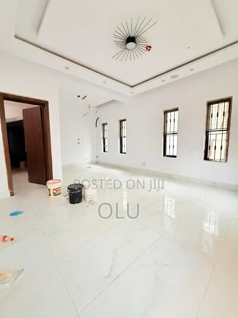 Furnished 4bdrm Duplex in Surulere Lagos State, Coker for sale