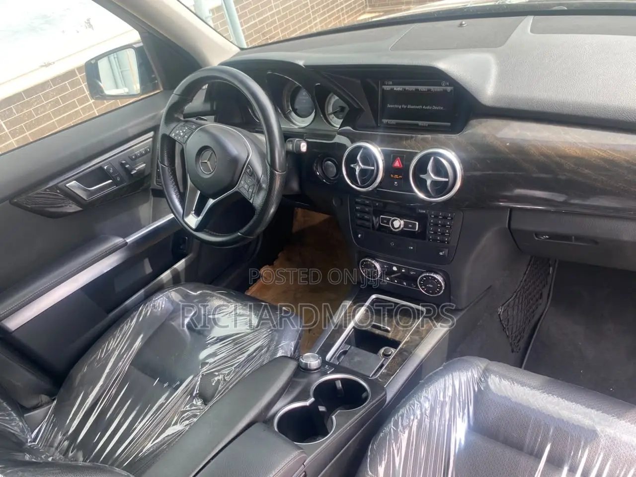 Mercedes-Benz GLK-Class Base GLK 350 4dr AWD 4MATIC (3.5L 6cyl 7A) 2015