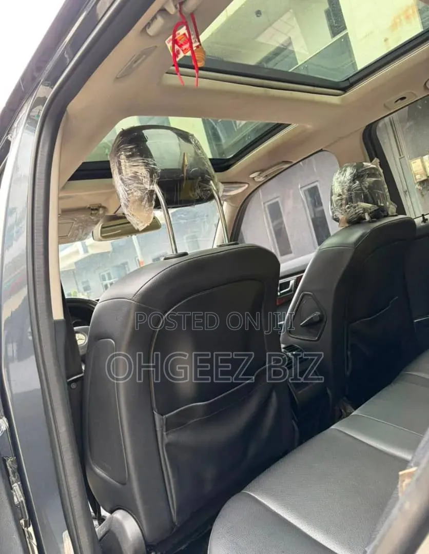 Mercedes-Benz GLK-Class 350 4MATIC 2014 Gray