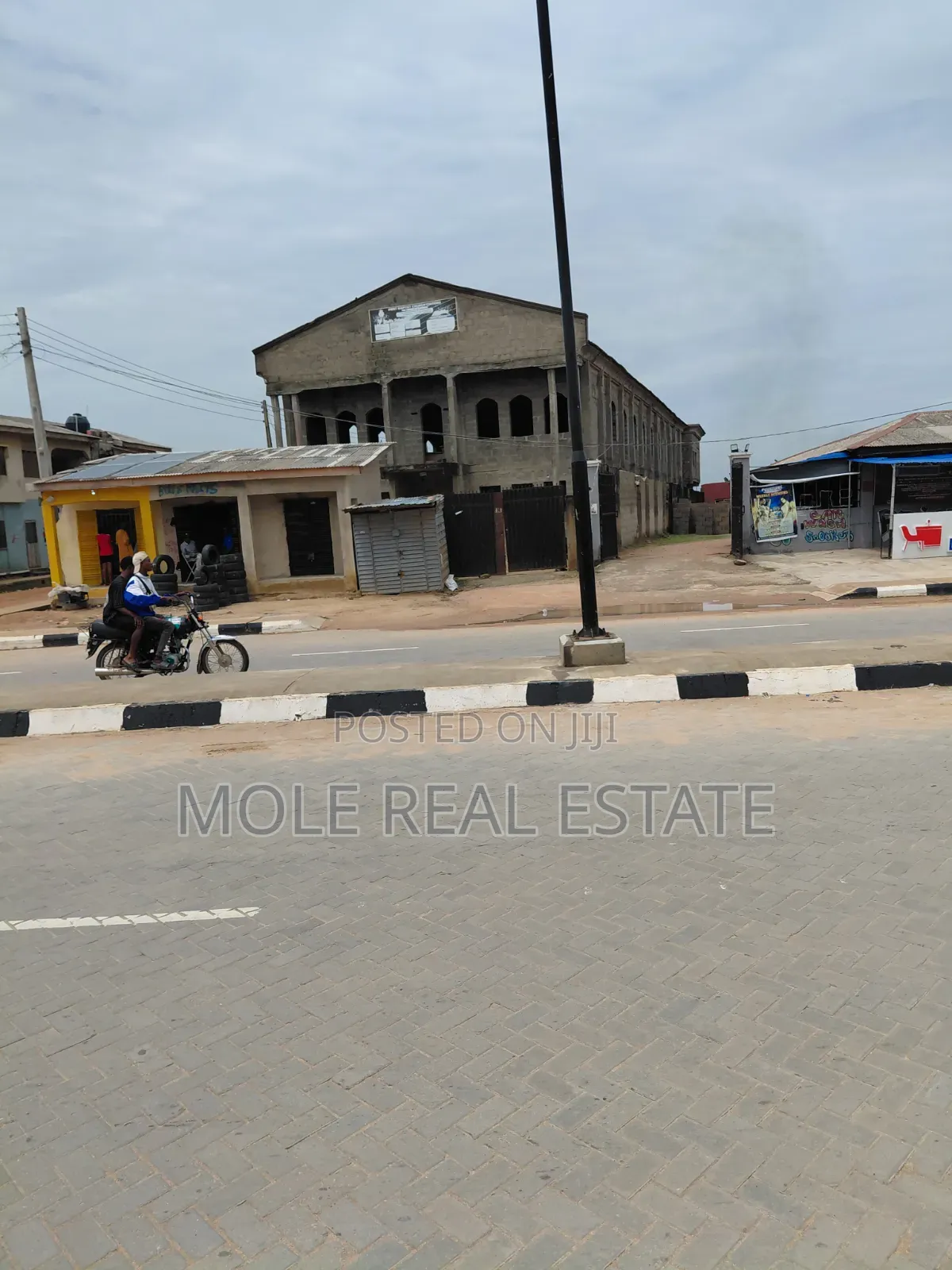 70,000sqm Facing Leki Epe Expressway by Mayfair Lagos