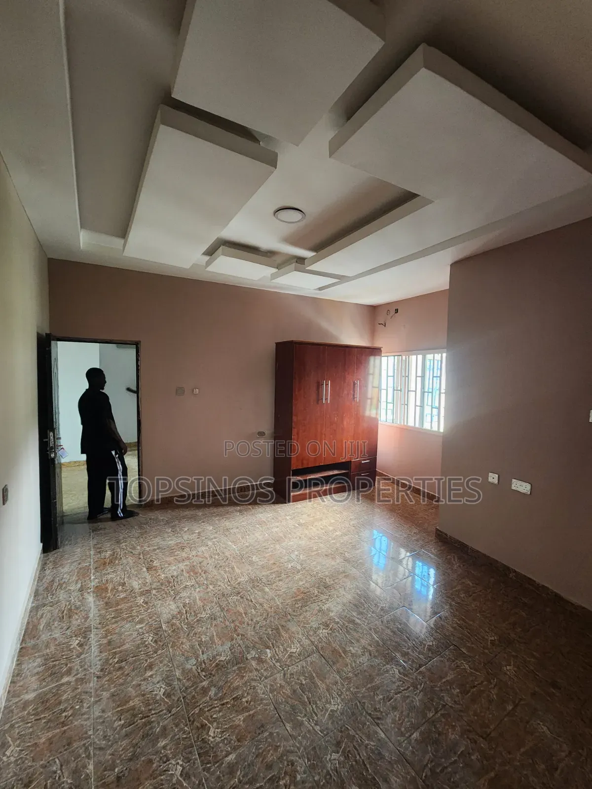 3bdrm Block of Flats in Dawaki for rent