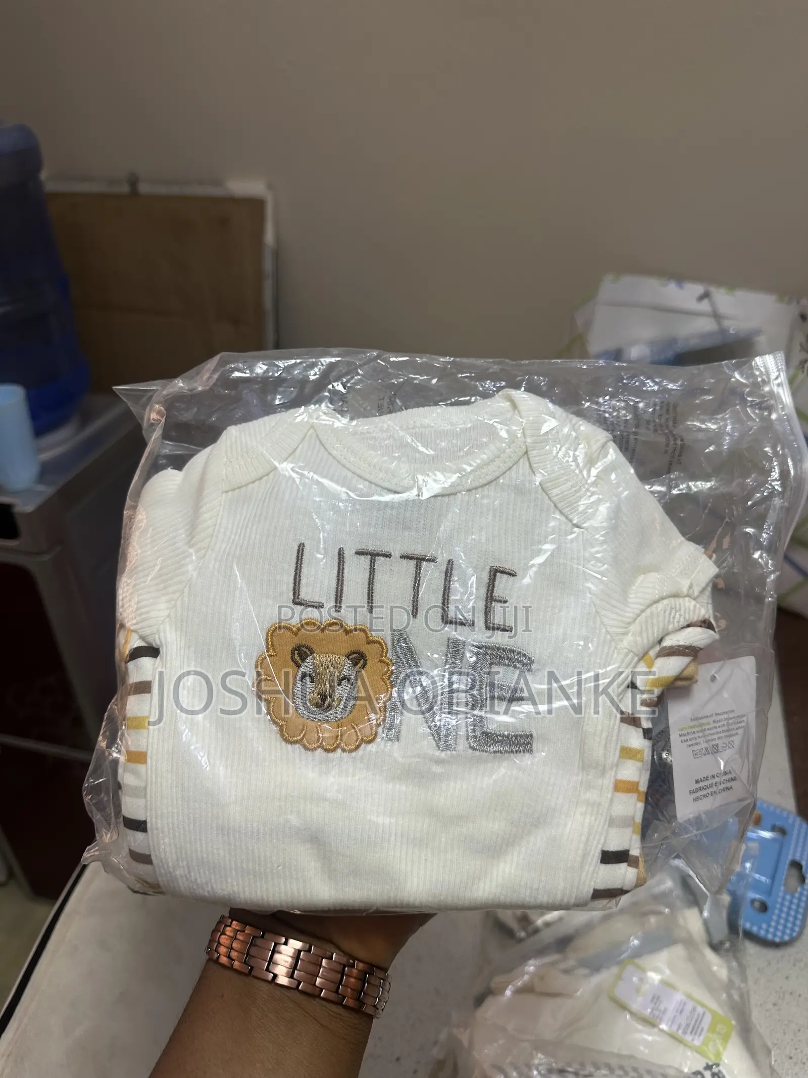 4-in-1 New Born Bodysuits
