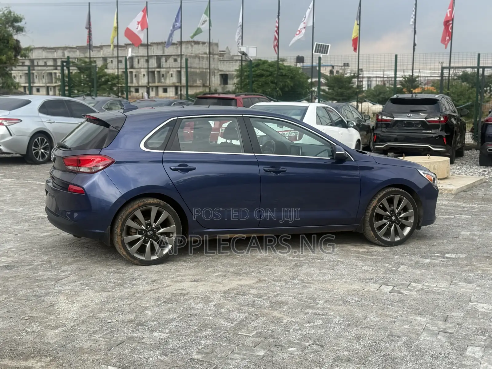 Hyundai Elantra 2017 Blue