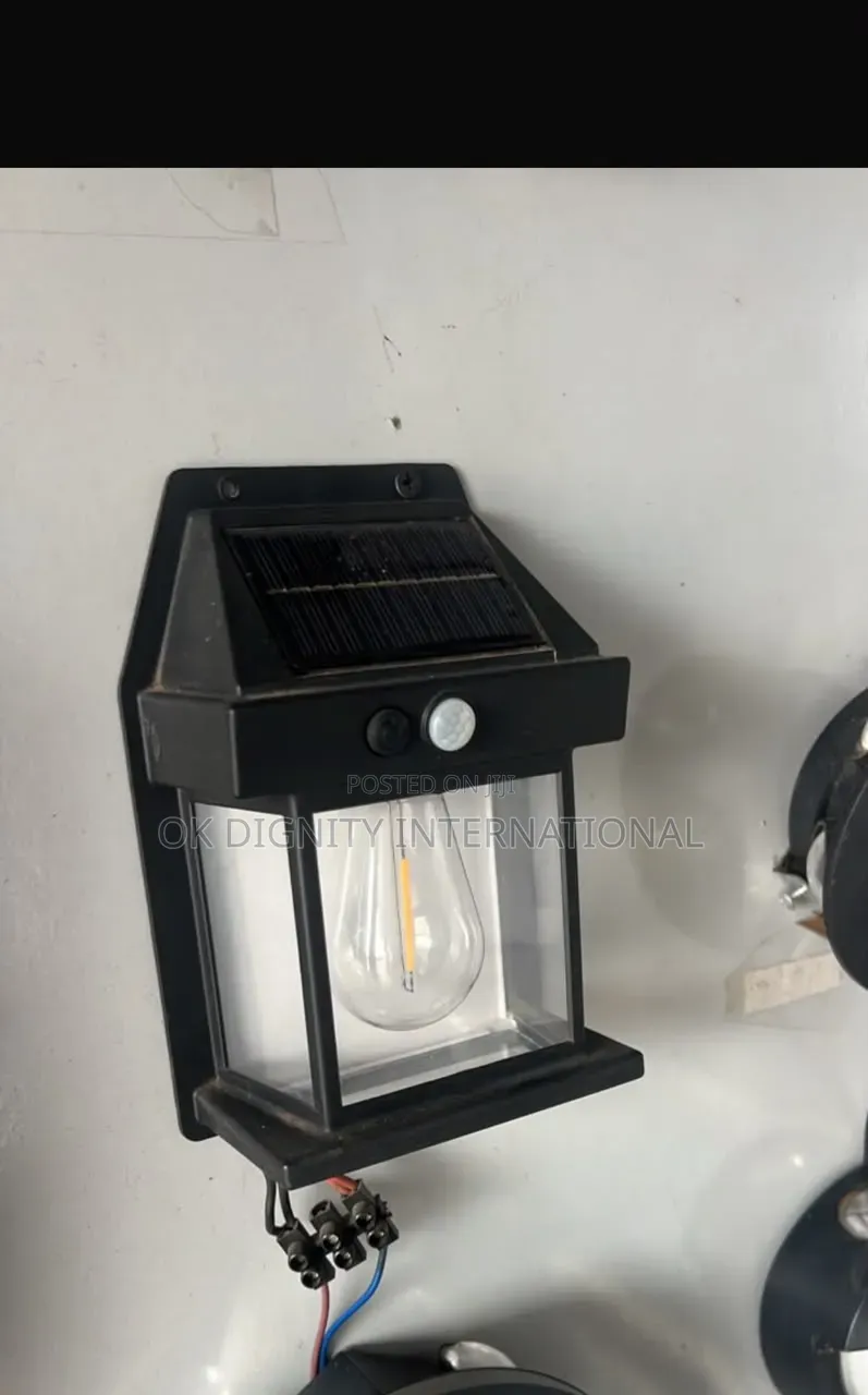 Outdoor Solar Wall Light With Motion Sensor – Waterproof Garden