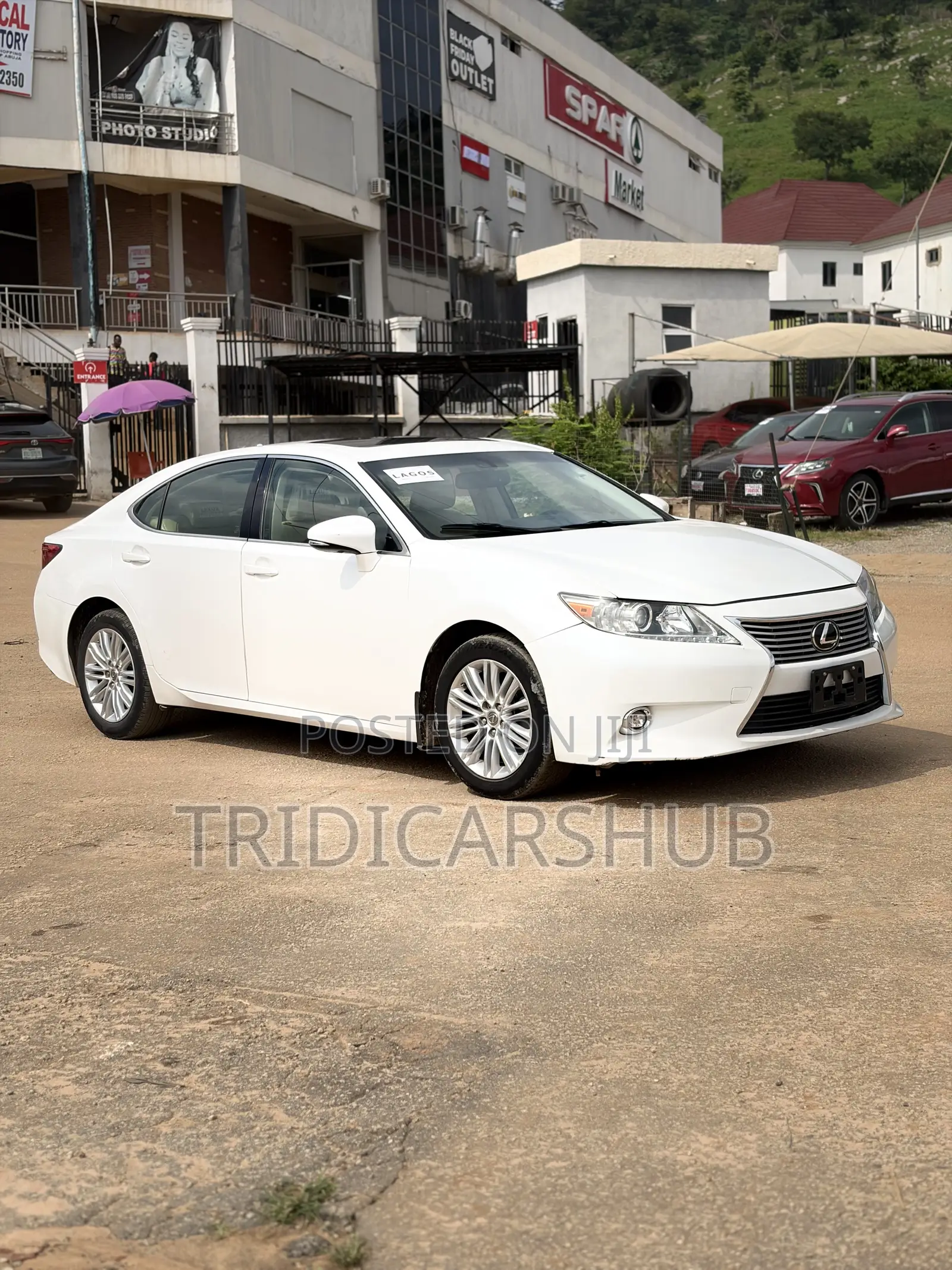 Lexus ES 350 FWD 2015 White