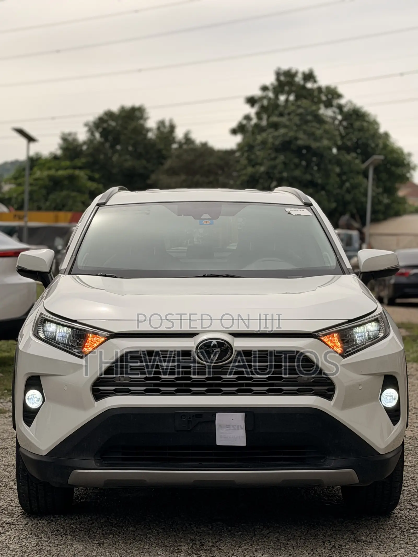 Toyota RAV4 Limited FWD 2020 White