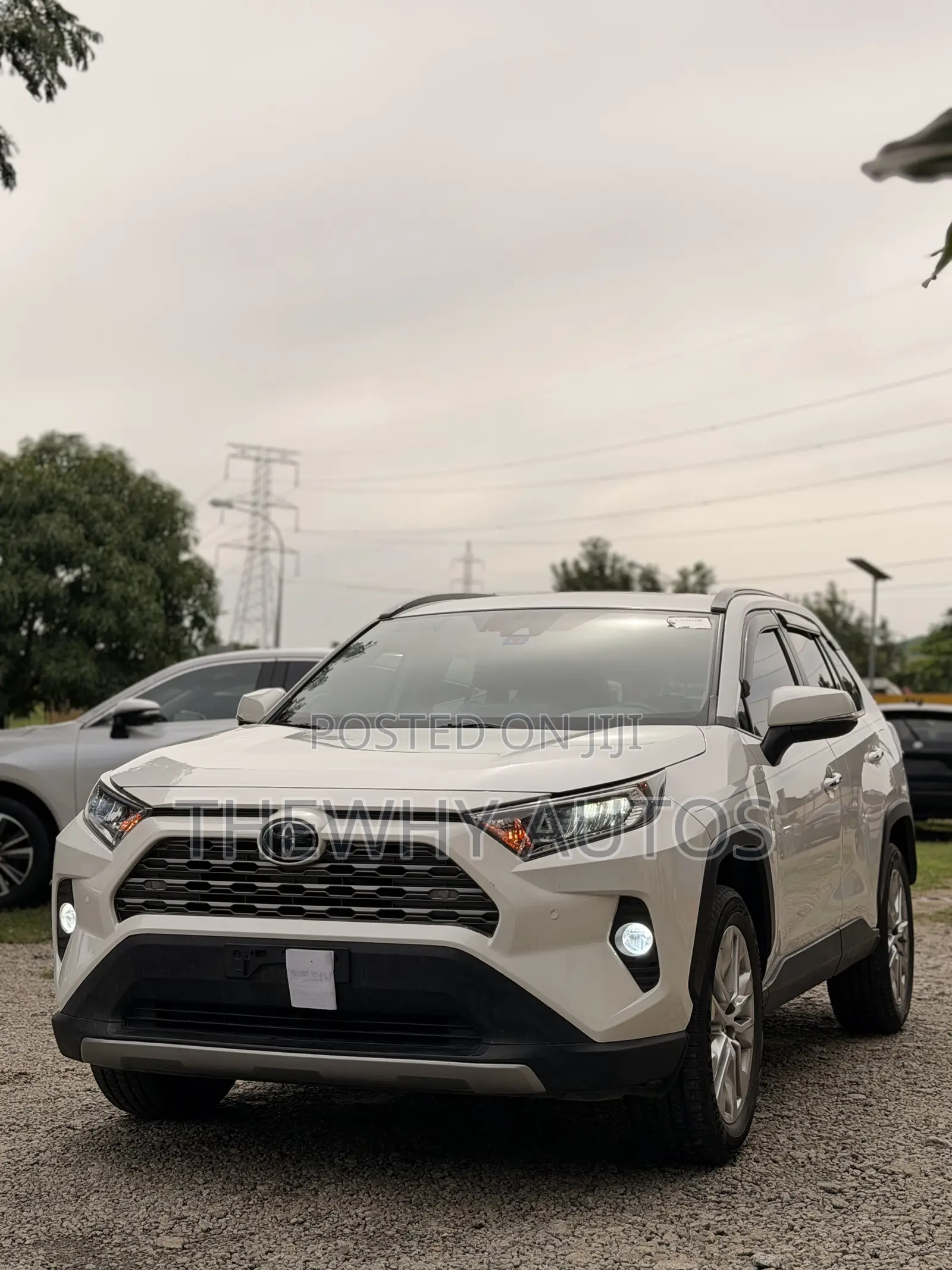 Toyota RAV4 Limited FWD 2020 White