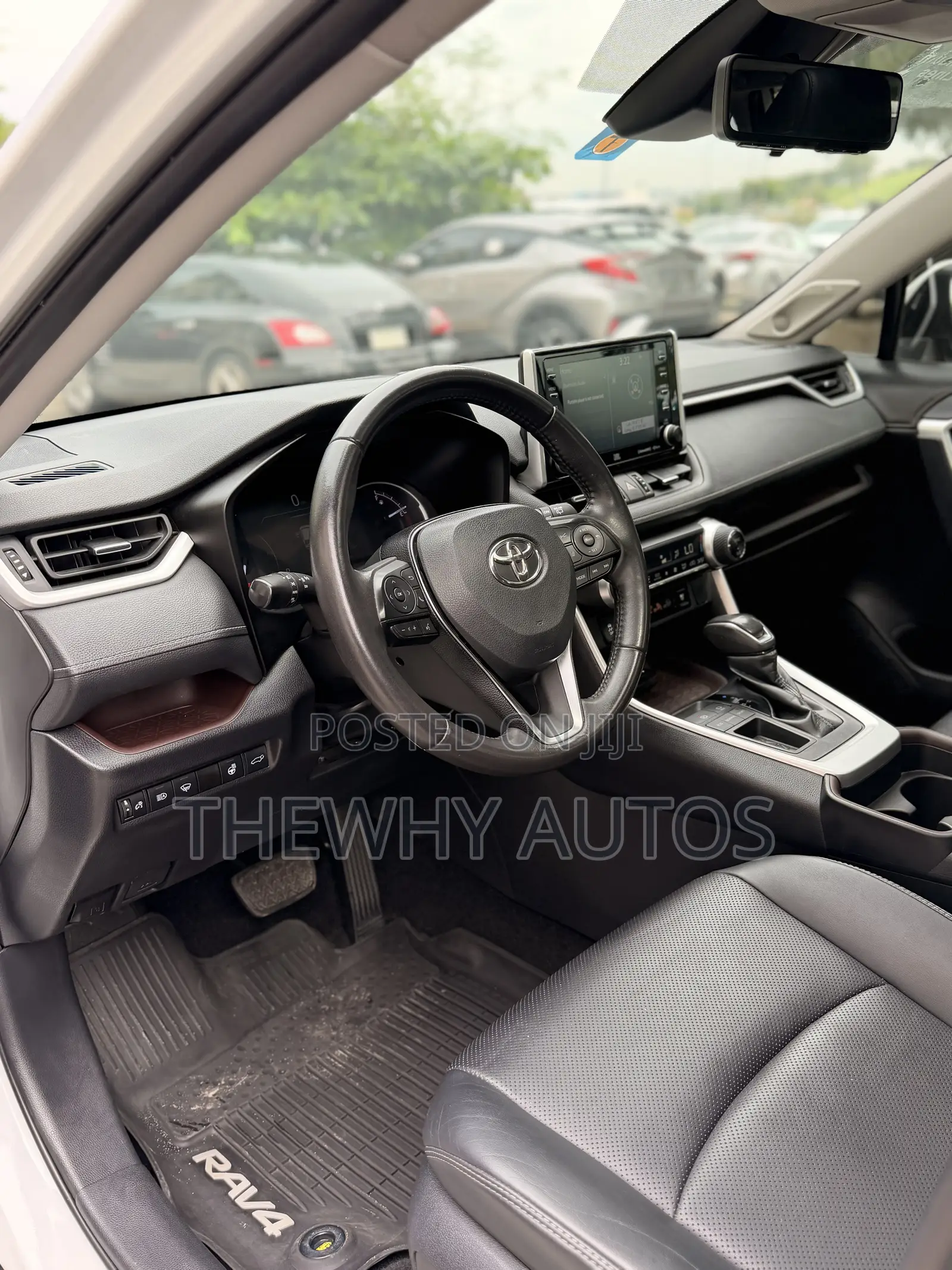 Toyota RAV4 Limited FWD 2020 White
