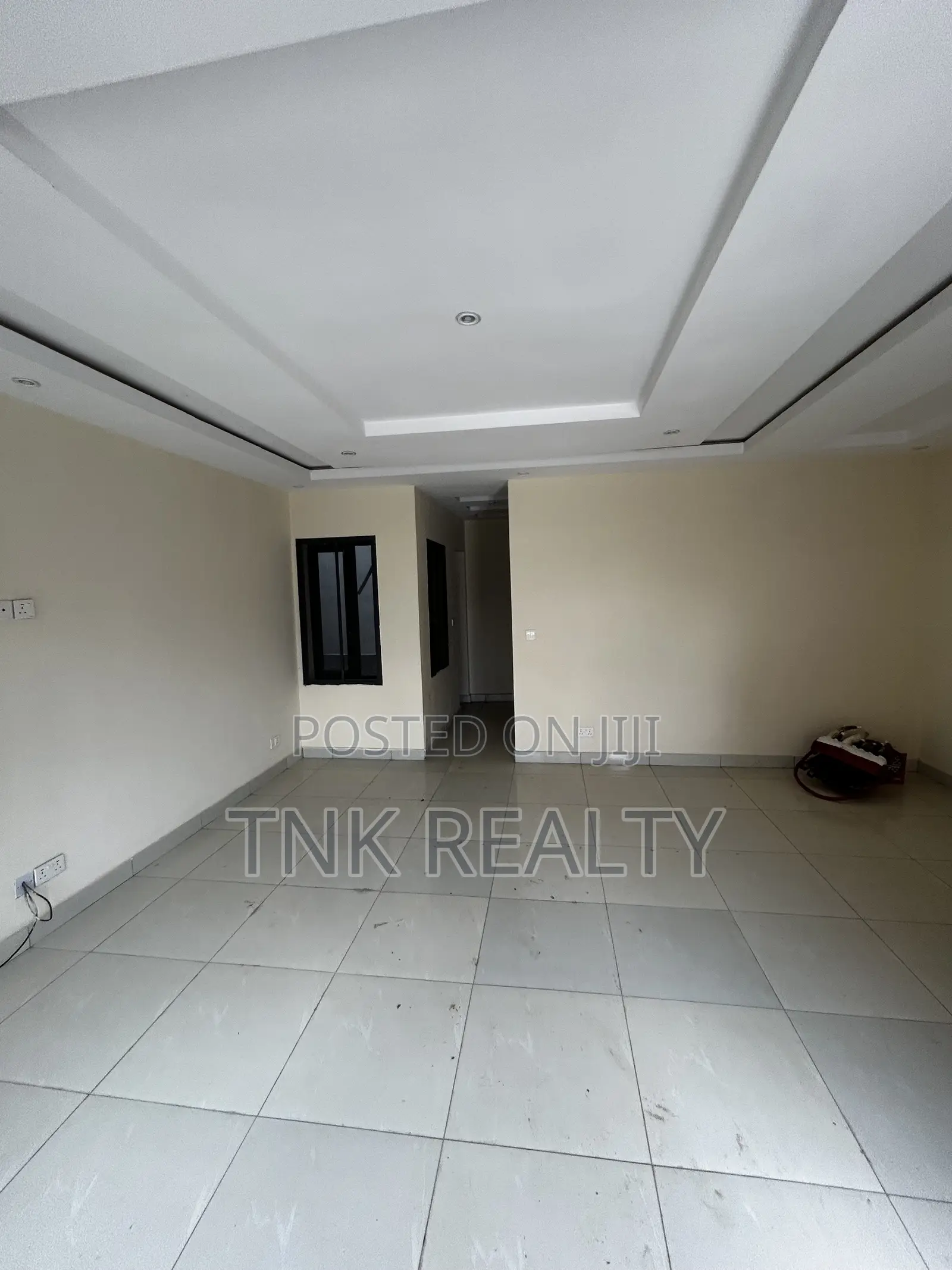 Furnished 3bdrm Townhouse/Terrace in Jahi for sale