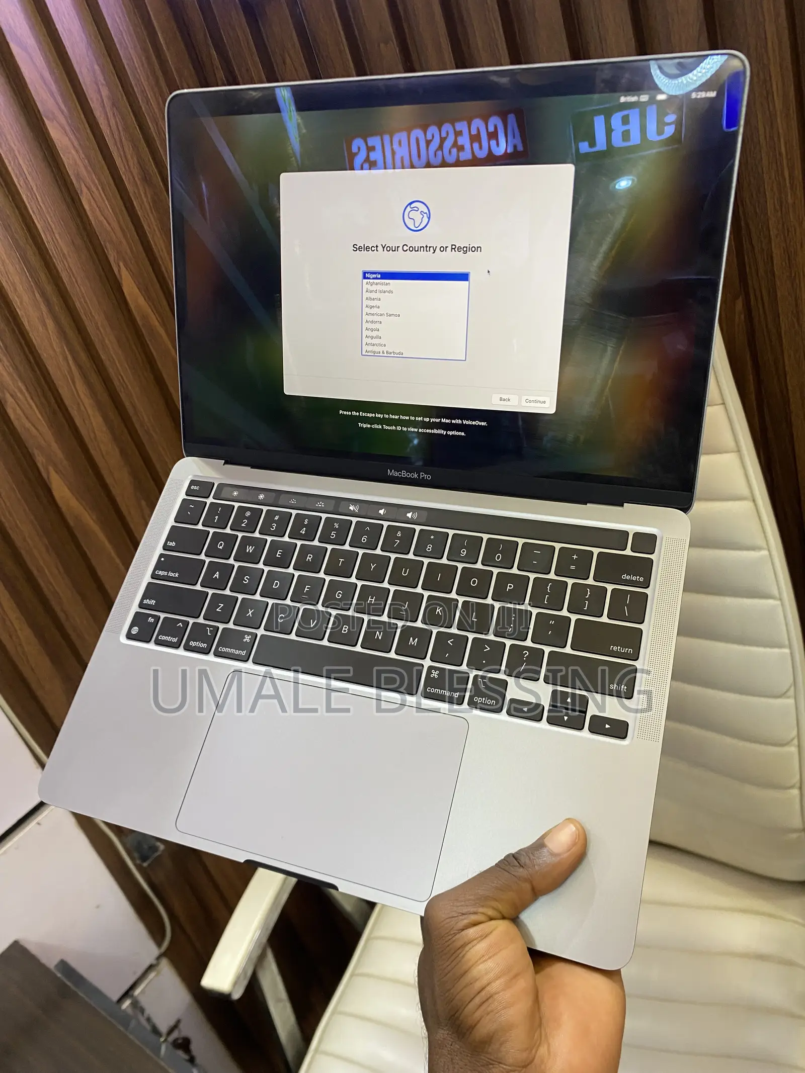 Laptop Apple MacBook Pro 2022 M2 8GB Intel Core M2 SSD 256GB