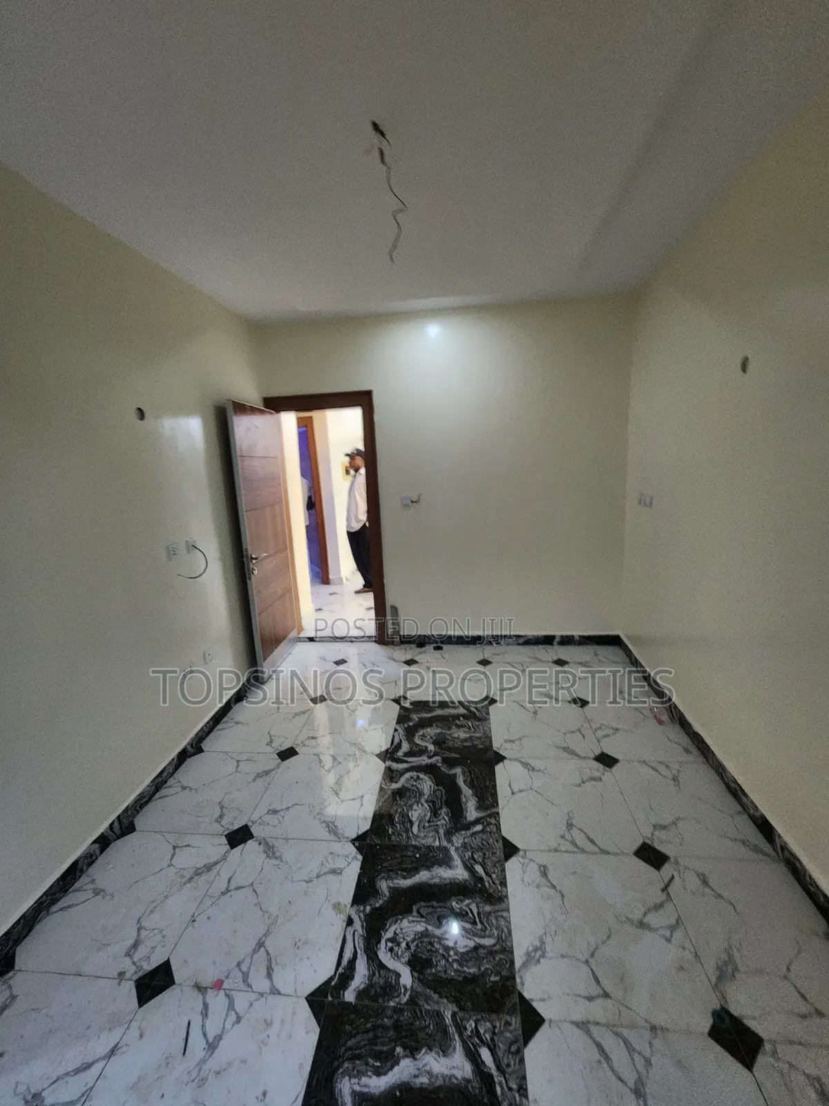 3bdrm Block of Flats in Dawaki for rent