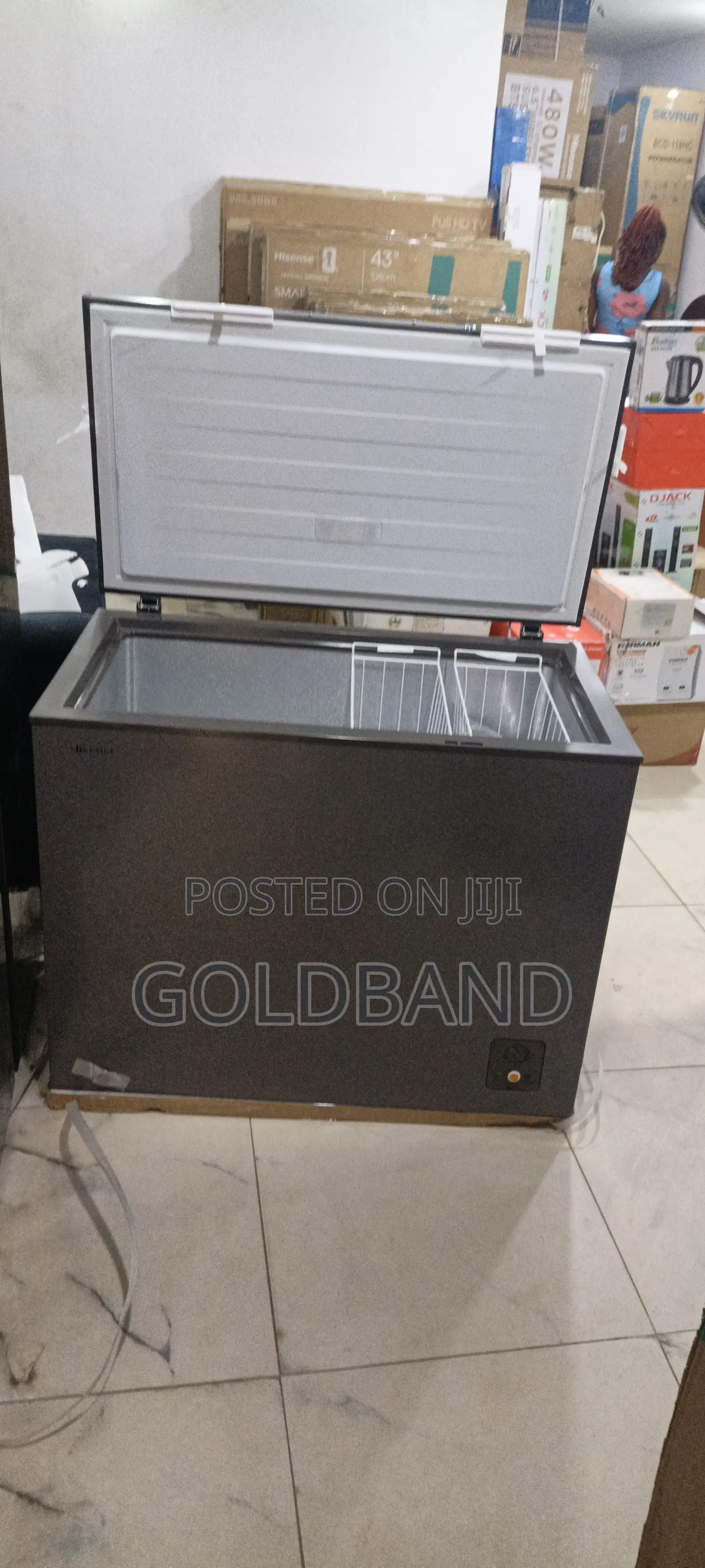 Hisense 250L Chest Freezer Easy Clean