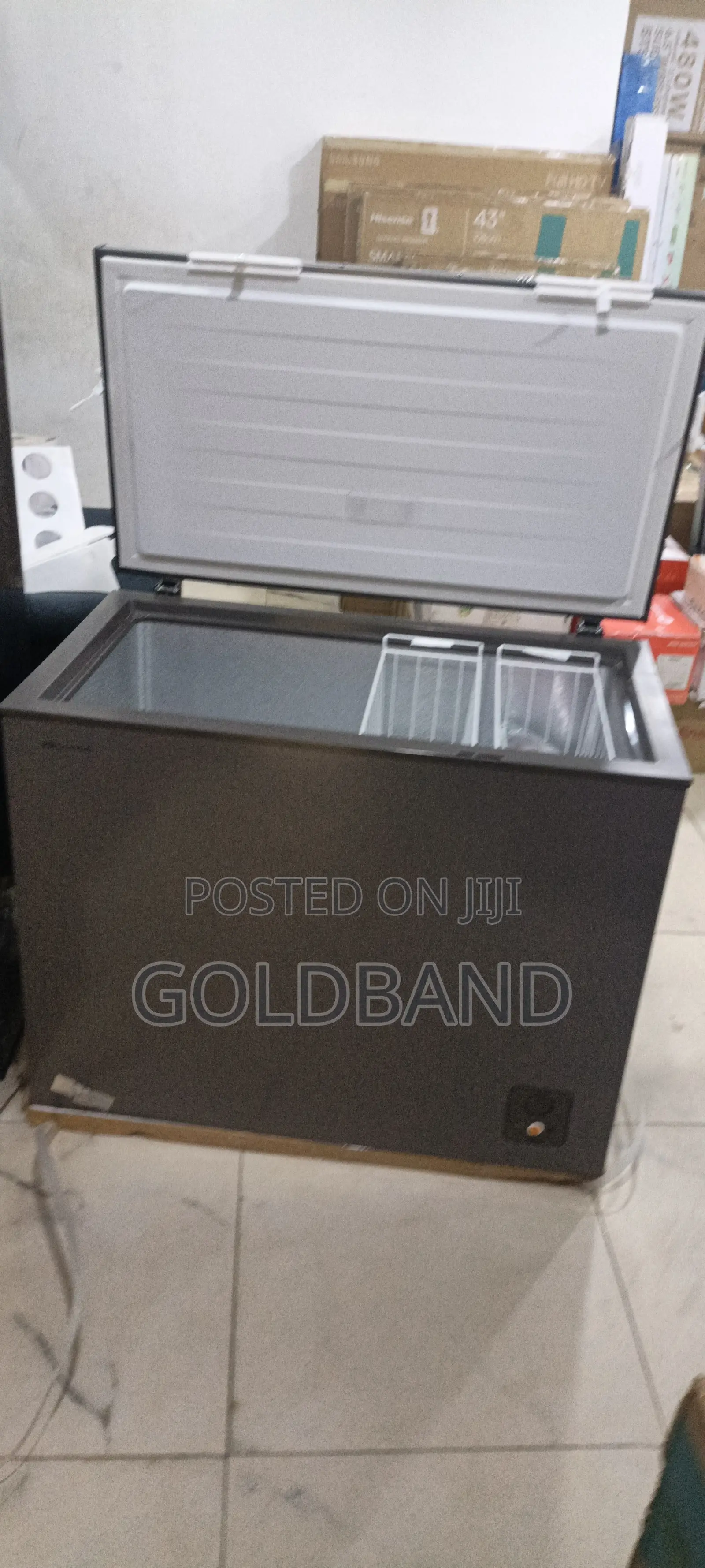 Hisense 250L Chest Freezer Easy Clean