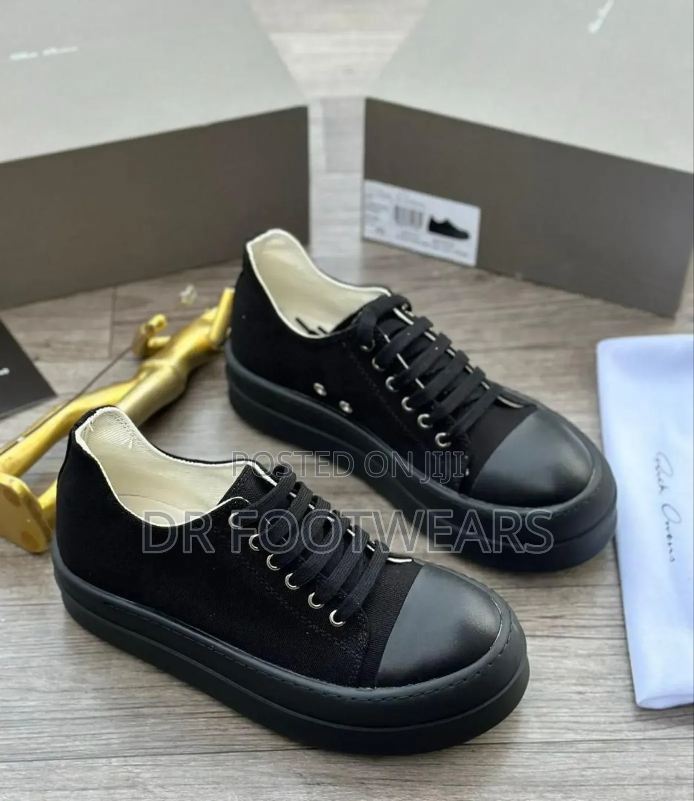Rick Owens Premium Low-Top Sneakers–Men's Designer Casual Shoes
