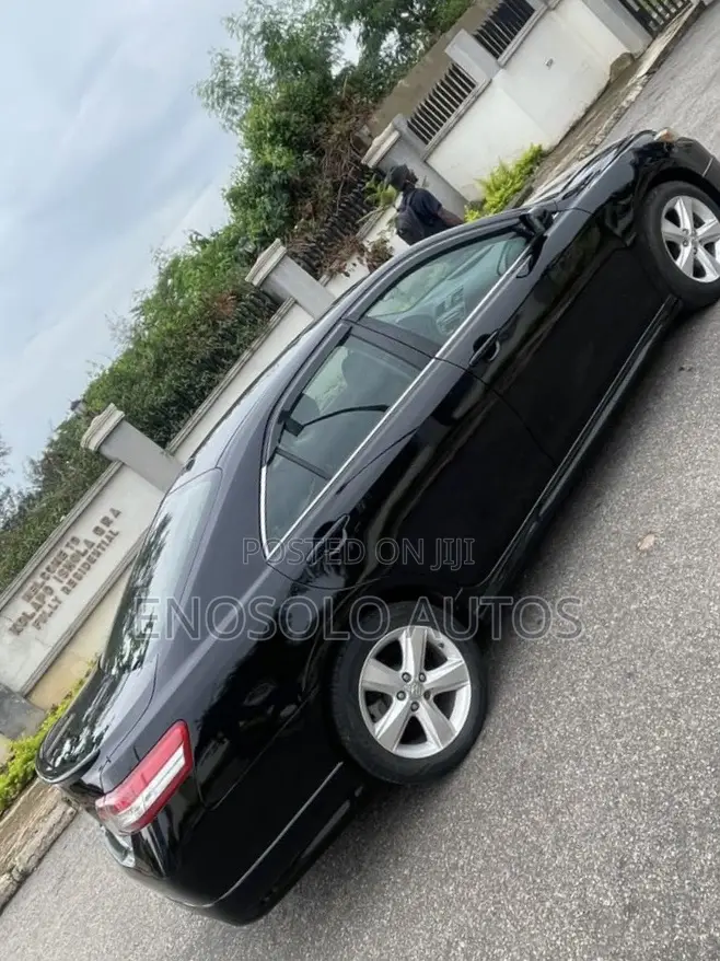 Toyota Camry 2011 Black