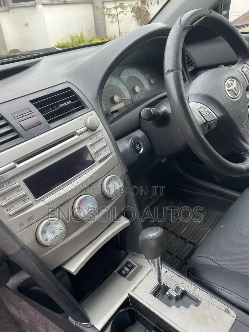 Toyota Camry 2011 Black