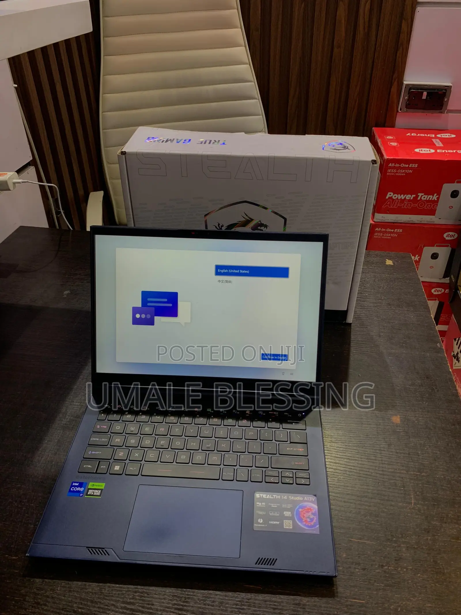 Laptop MSI Stealth 14 Studio A13VF 16GB Intel Core i7 SSD 1T