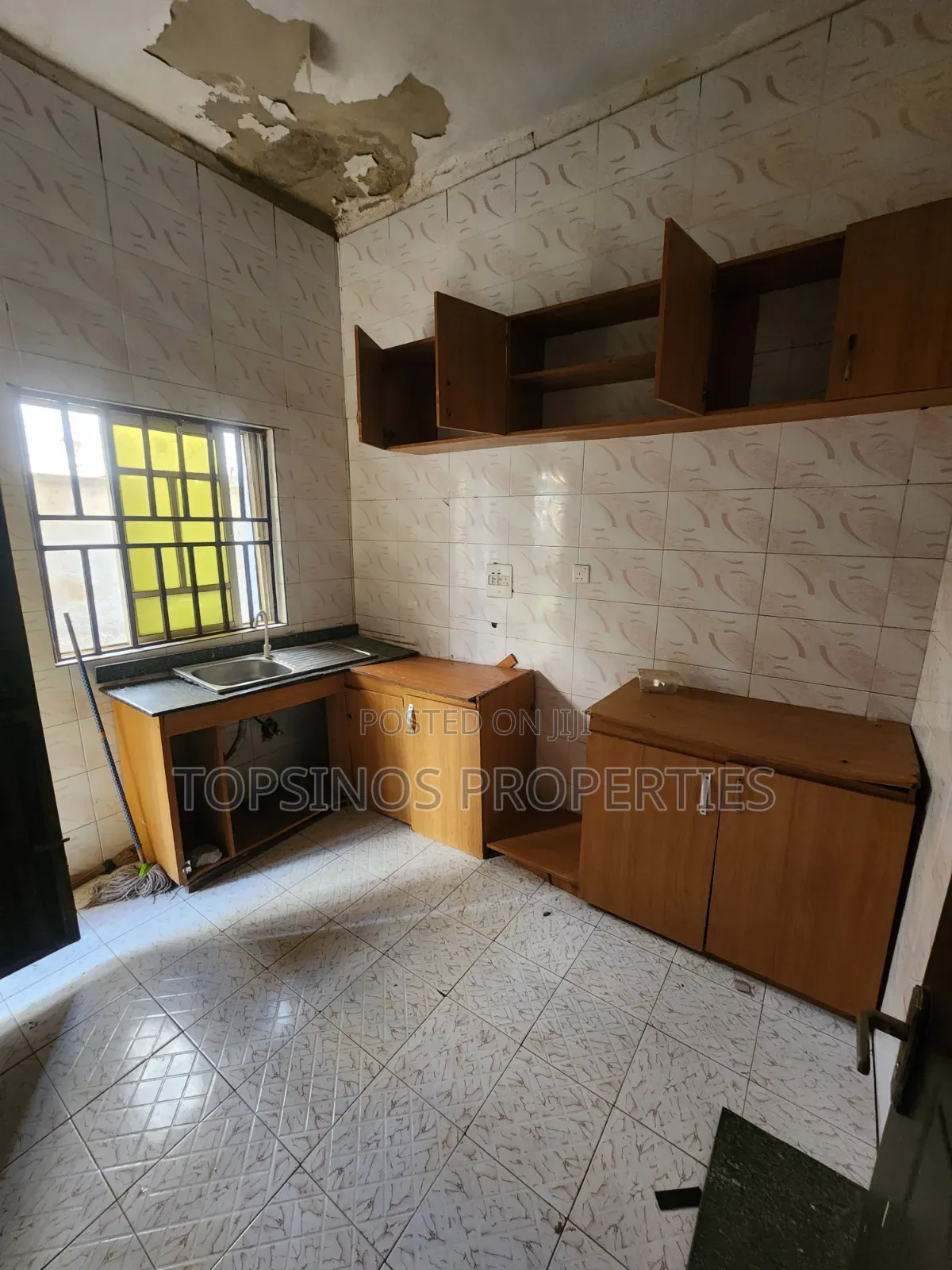 2bdrm Block of Flats in Dawaki for rent