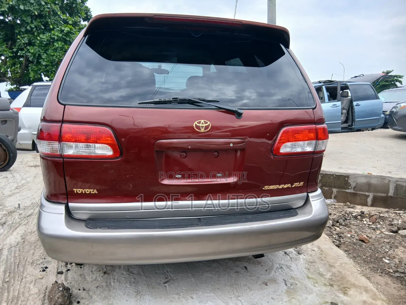Toyota Sienna XLE 2002 Brown