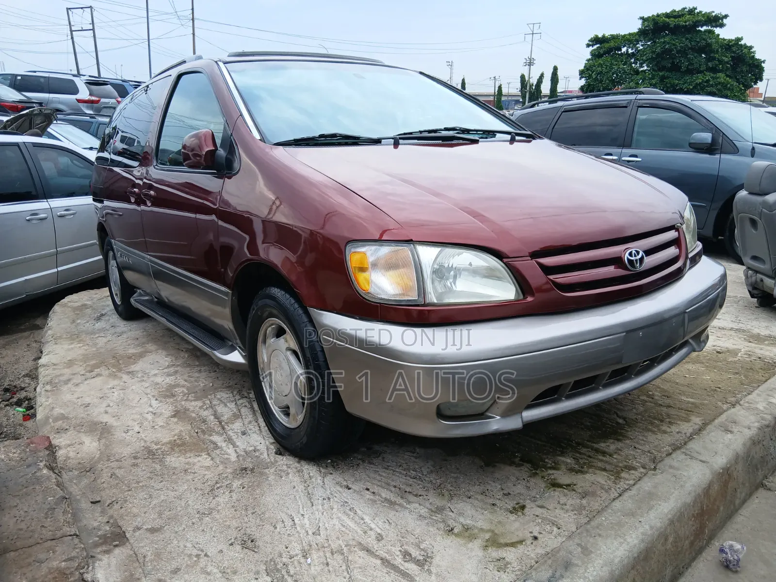 Toyota Sienna XLE 2002 Brown