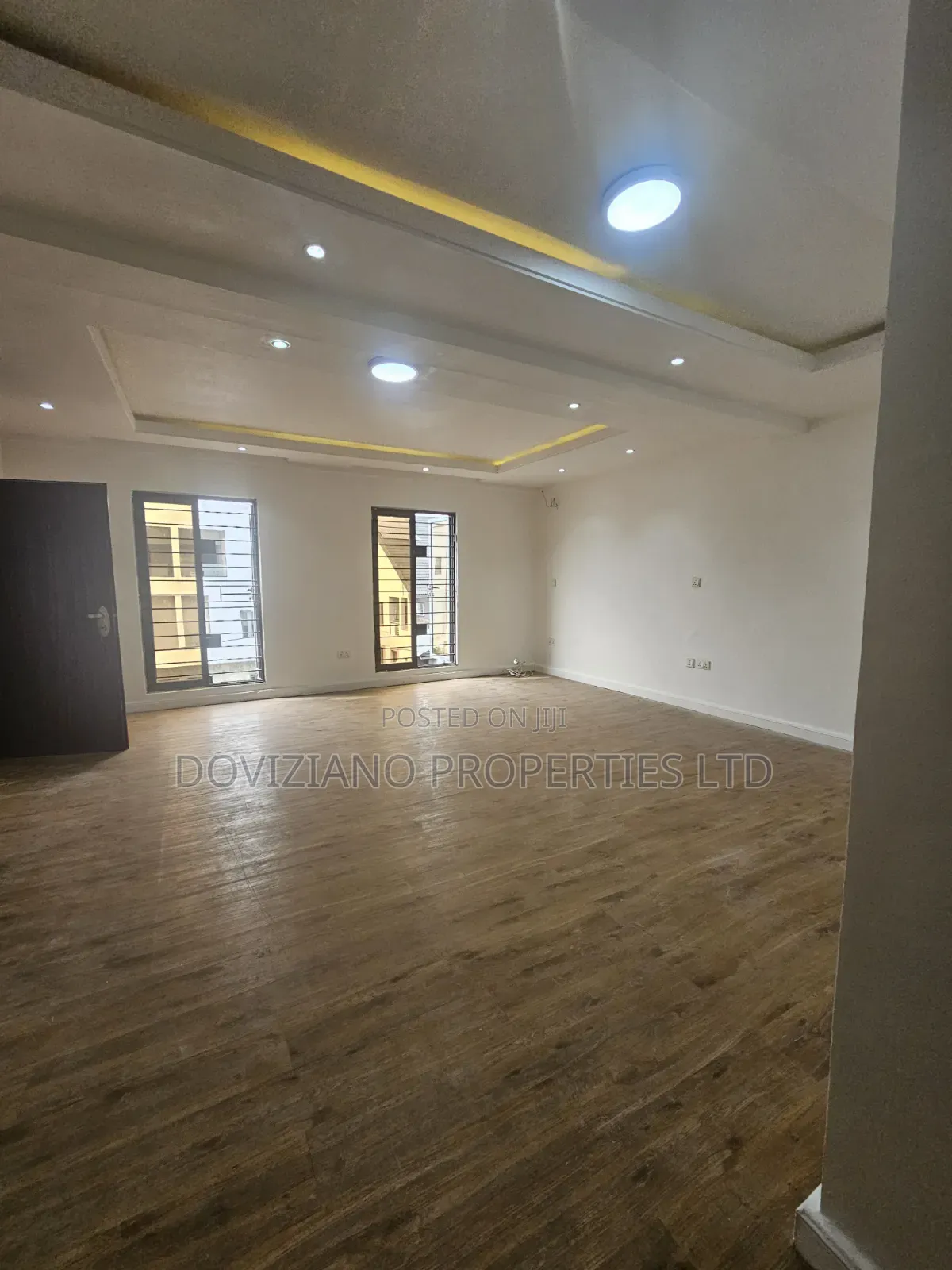 3bdrm Maisonette in Lekki Phase 1 for rent