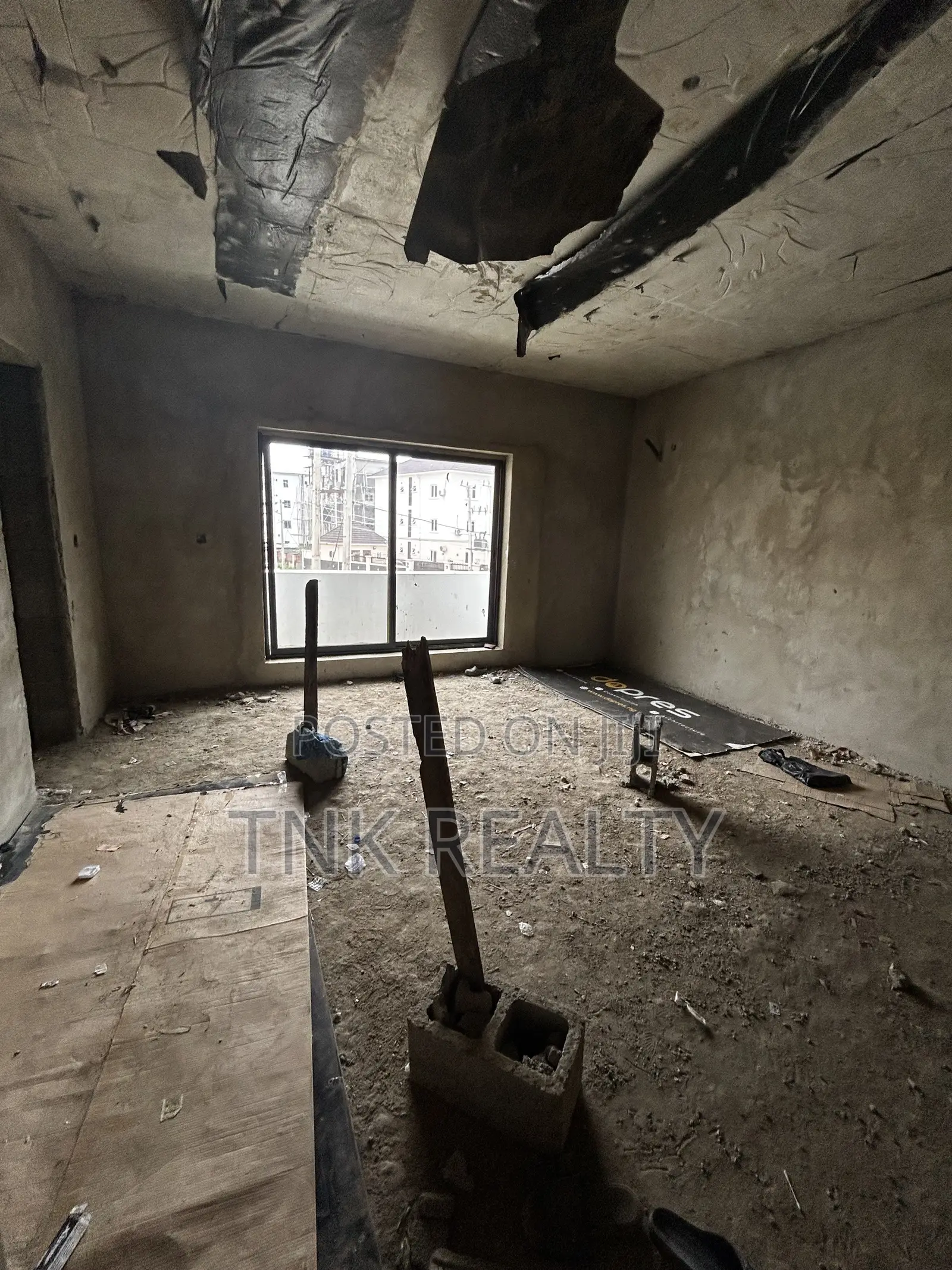 4bdrm Duplex in Jahi for sale