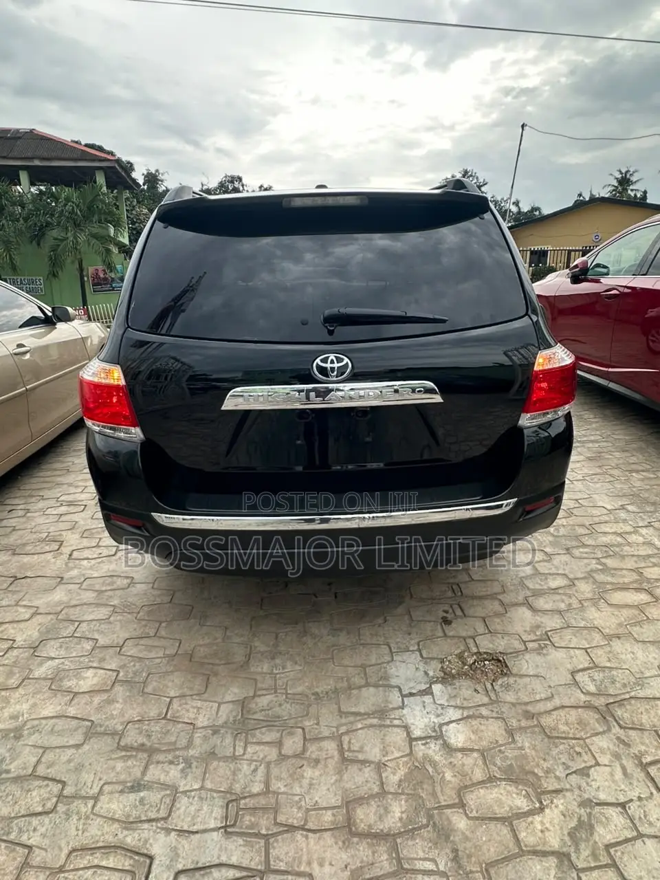 Toyota Highlander SE 2012 Black