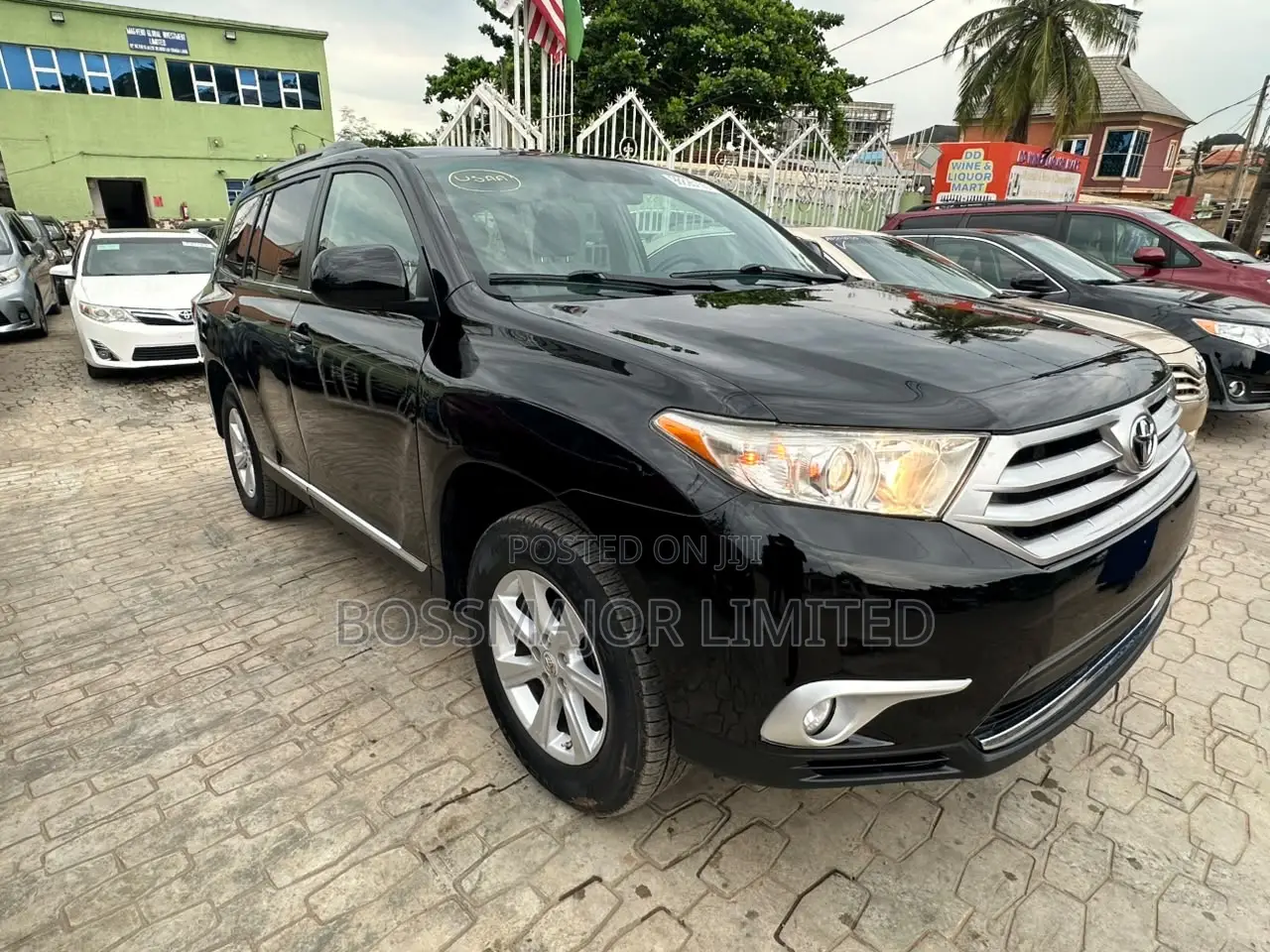 Toyota Highlander SE 2012 Black