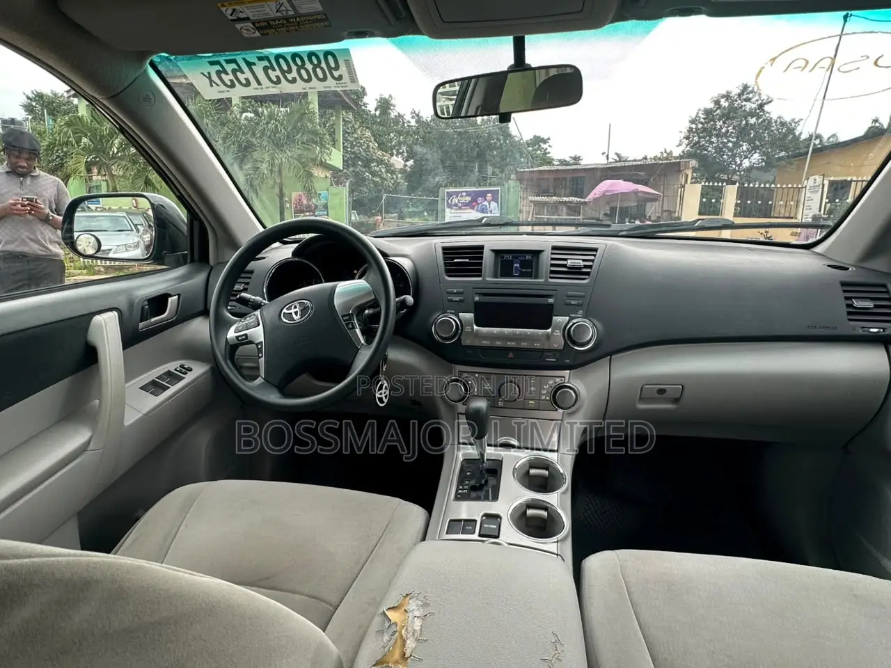 Toyota Highlander SE 2012 Black