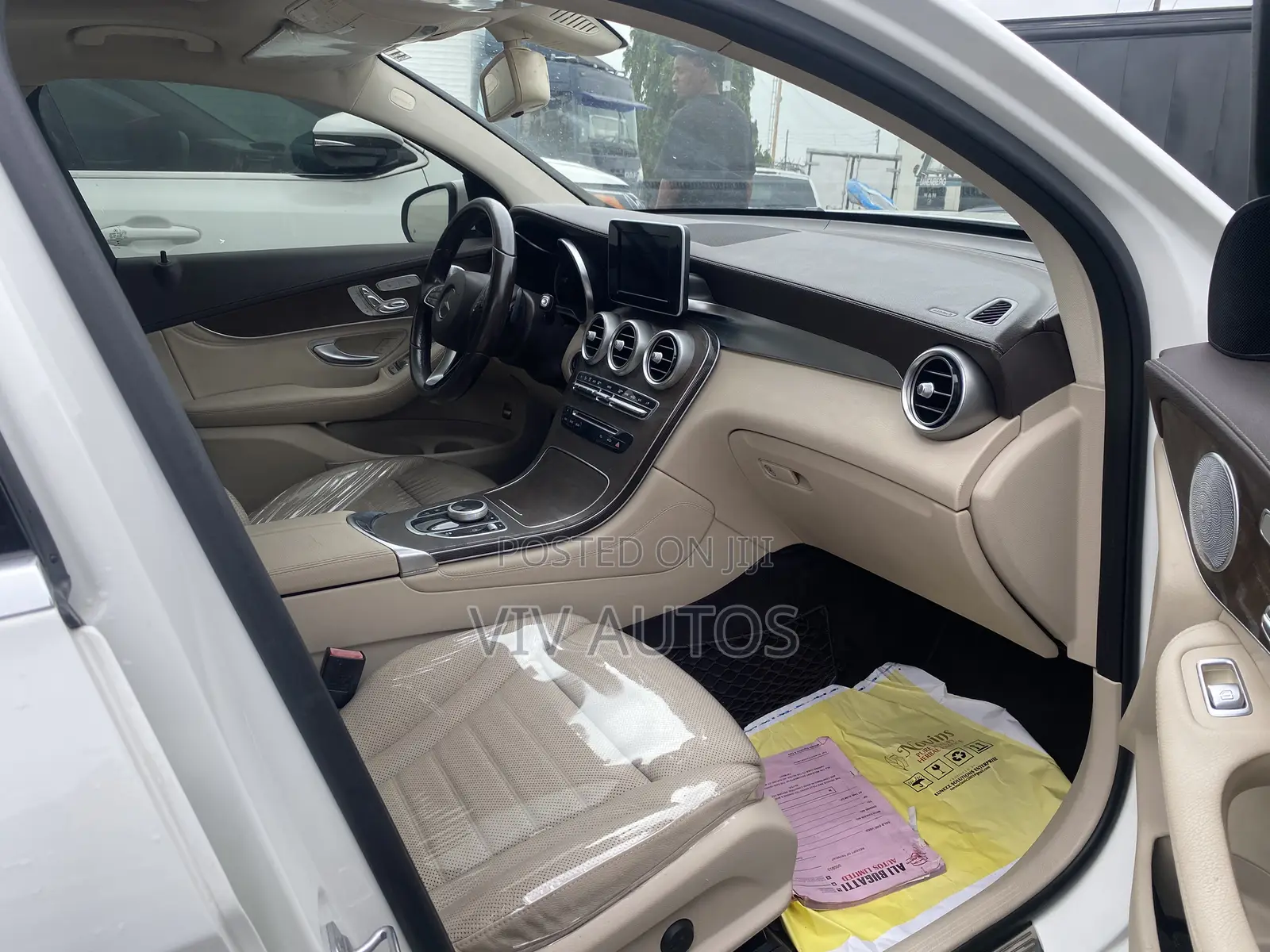 Mercedes-Benz GLC-Class 2017 White