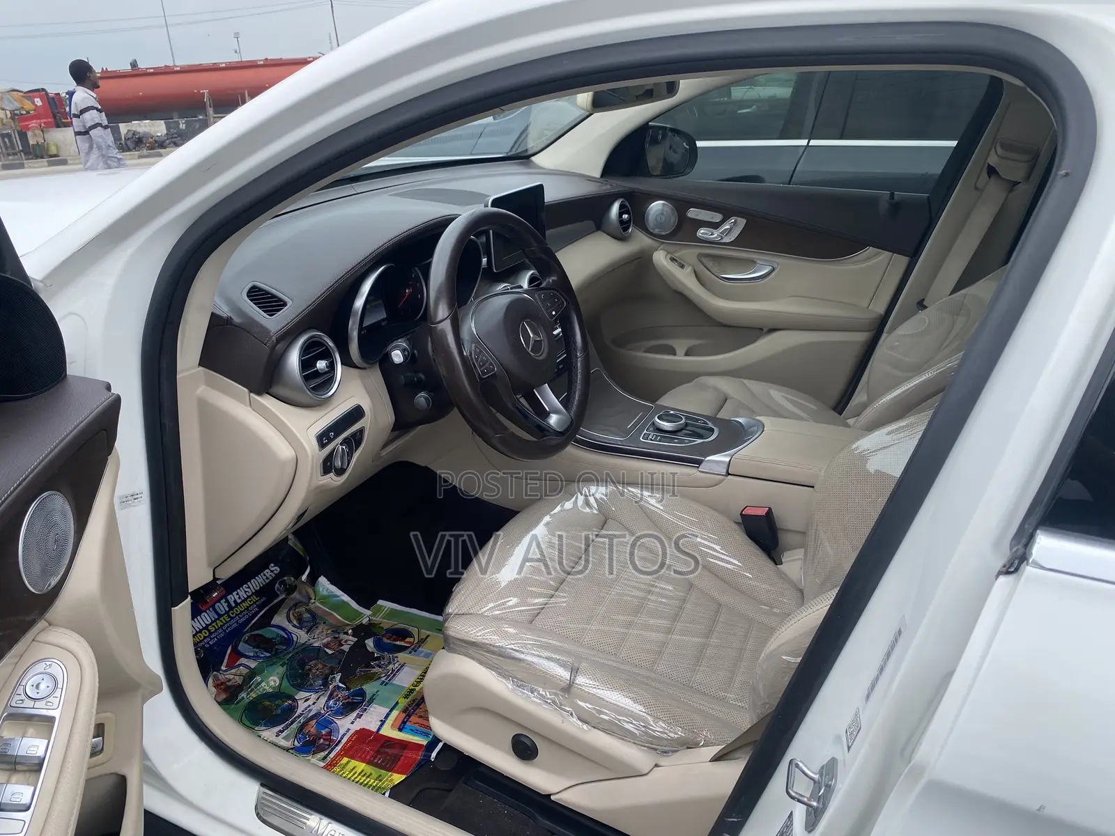 Mercedes-Benz GLC-Class 2017 White