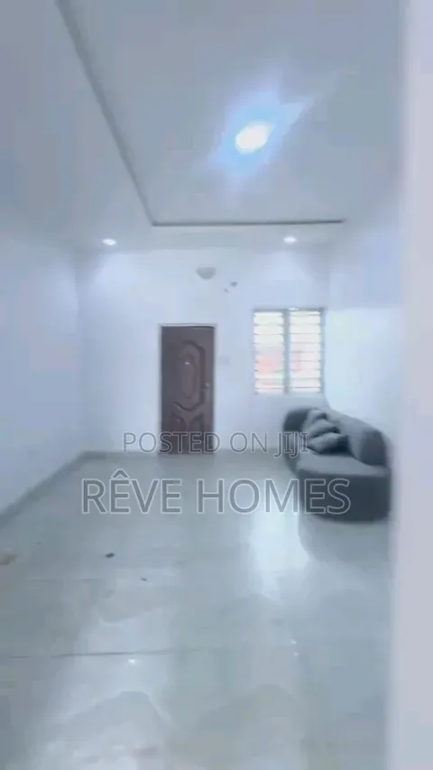 2bdrm Block of Flats in Pedro for rent