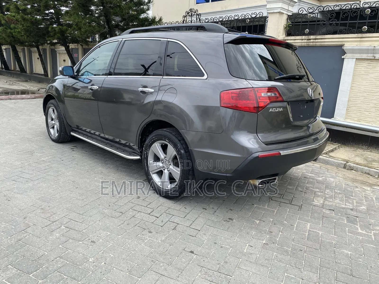 Acura MDX Technology Package SUV AWD (3.7L 6cyl 6A) 2011 Gray